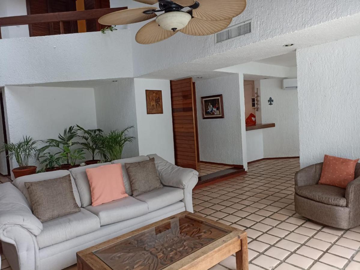 Villa Agave, Access To The Beach!