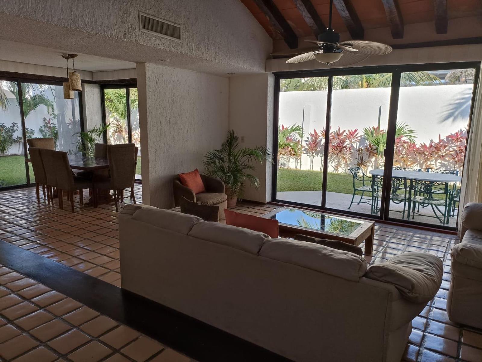 Agave, Access To The Beach! Cancun