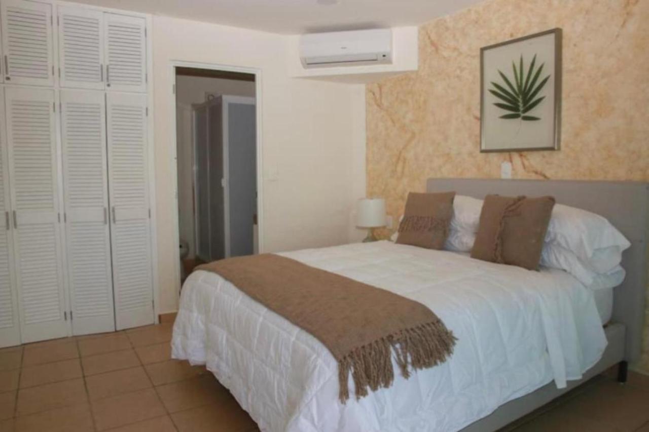 Apartment En Zona Hotelera Frente A La Playa Quintana Roo, Mexico