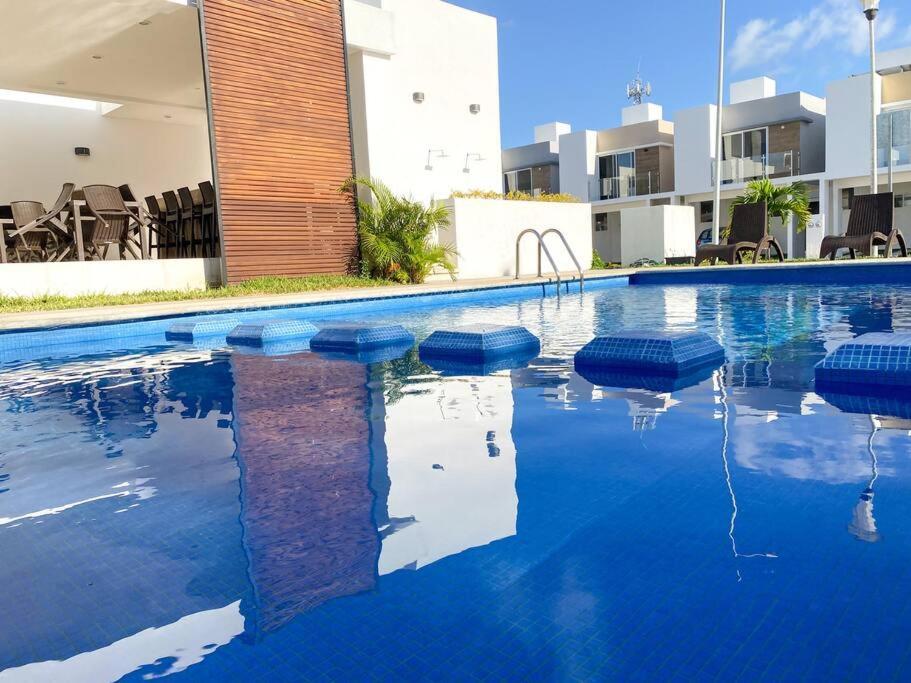 Ferienhaus 3br Beautiful House With Pool Close To The Beach! *