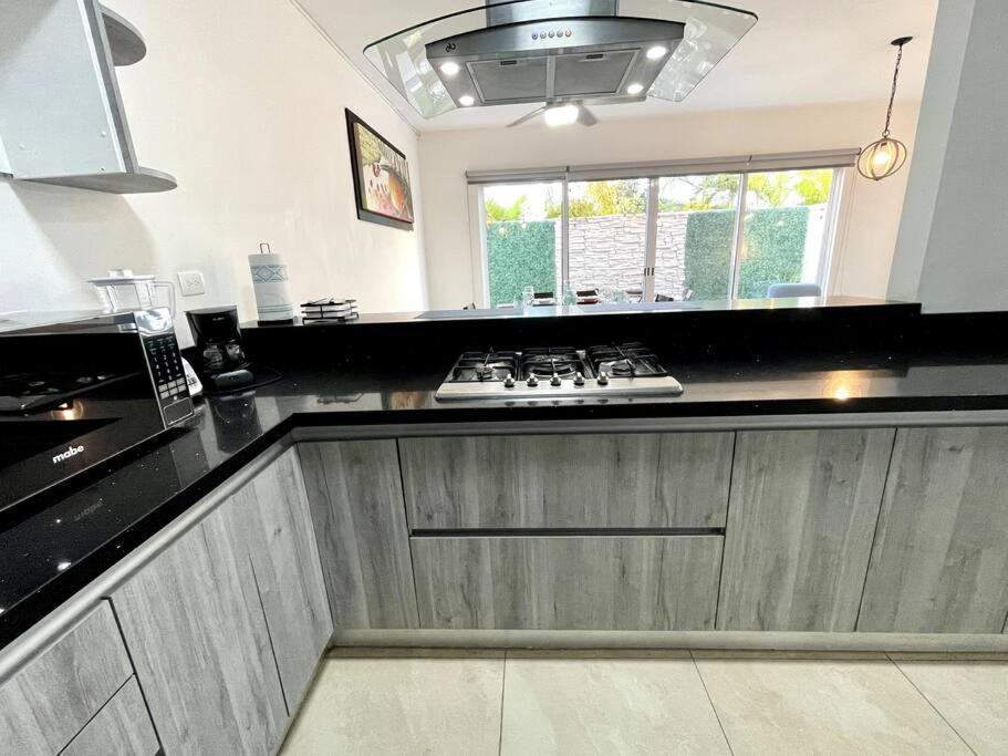 Ferienhaus 3br Beautiful House With Pool Close To The Beach! *