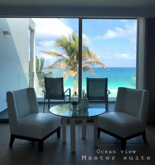 Increible A La Orilla Del Mar Caribe Cancun