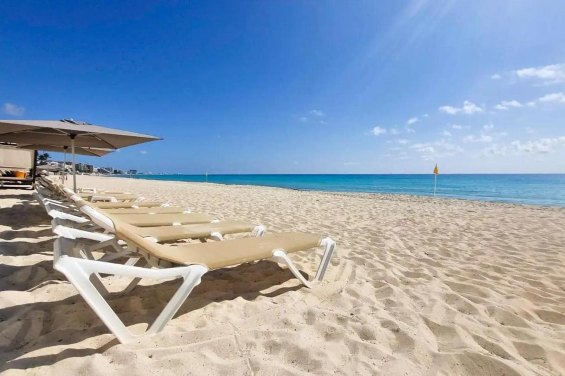 Oceanfront Studio, Magnificent Views