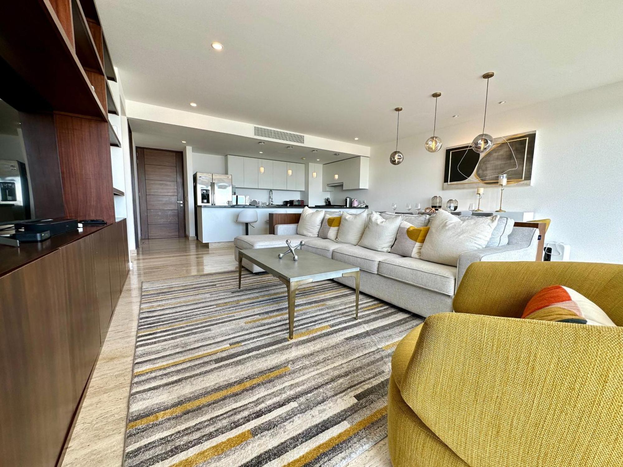 3br Luxury Oceanfront W Pool, Gym & Views Apartment Cancun