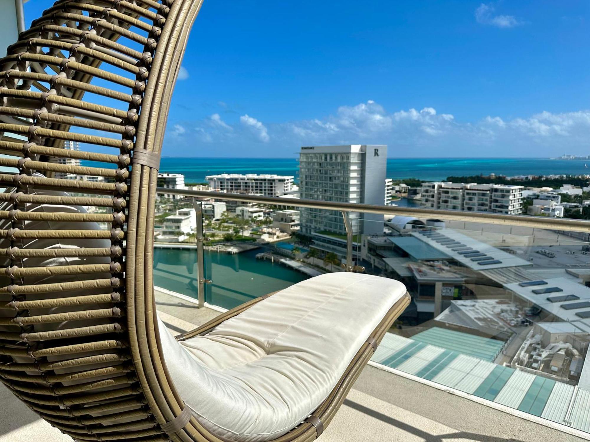 3br Luxury Oceanfront W Pool, Gym & Views Apartment Cancun