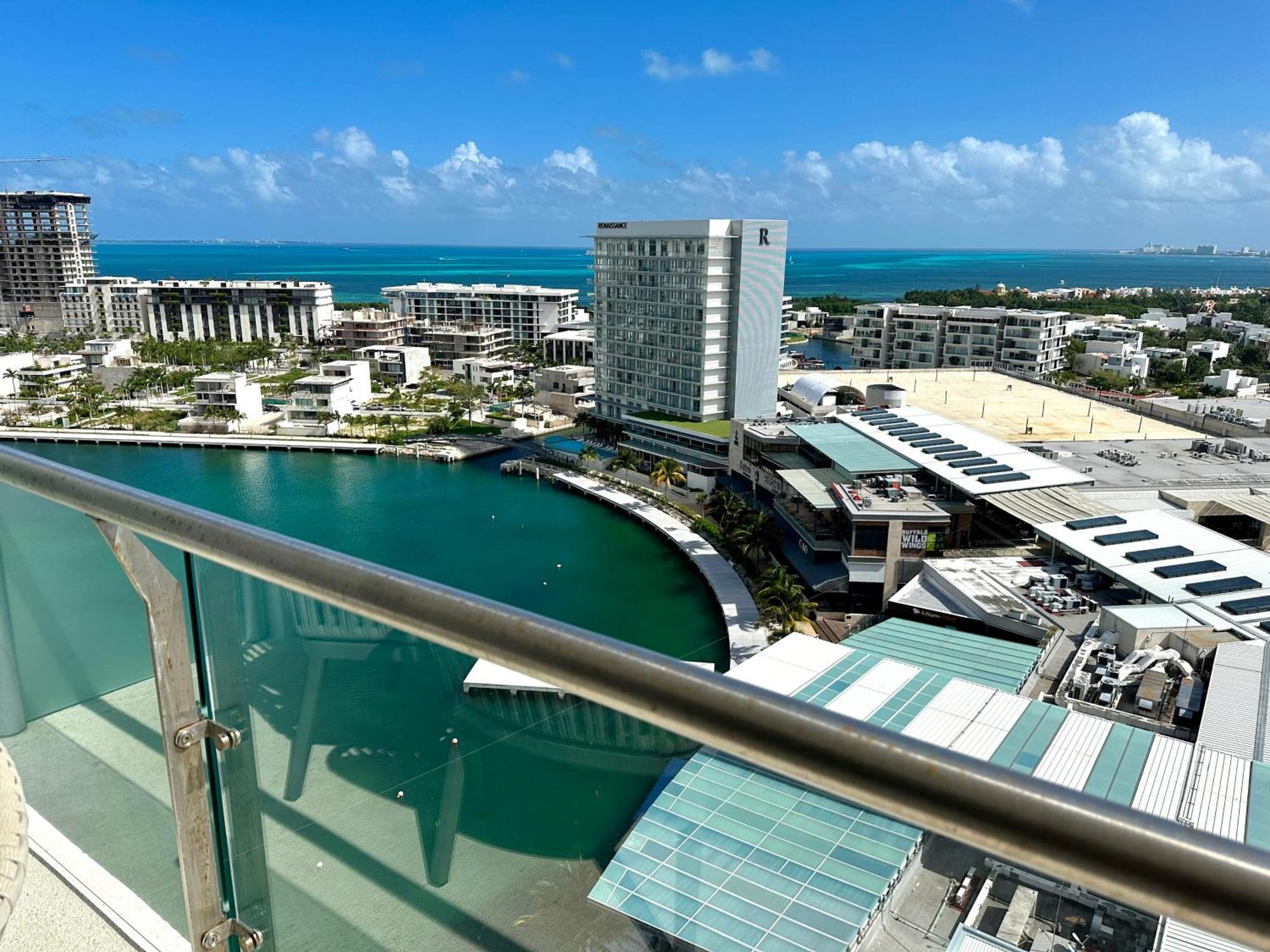 Apartment 3br Luxury Oceanfront W Pool, Gym & Views *