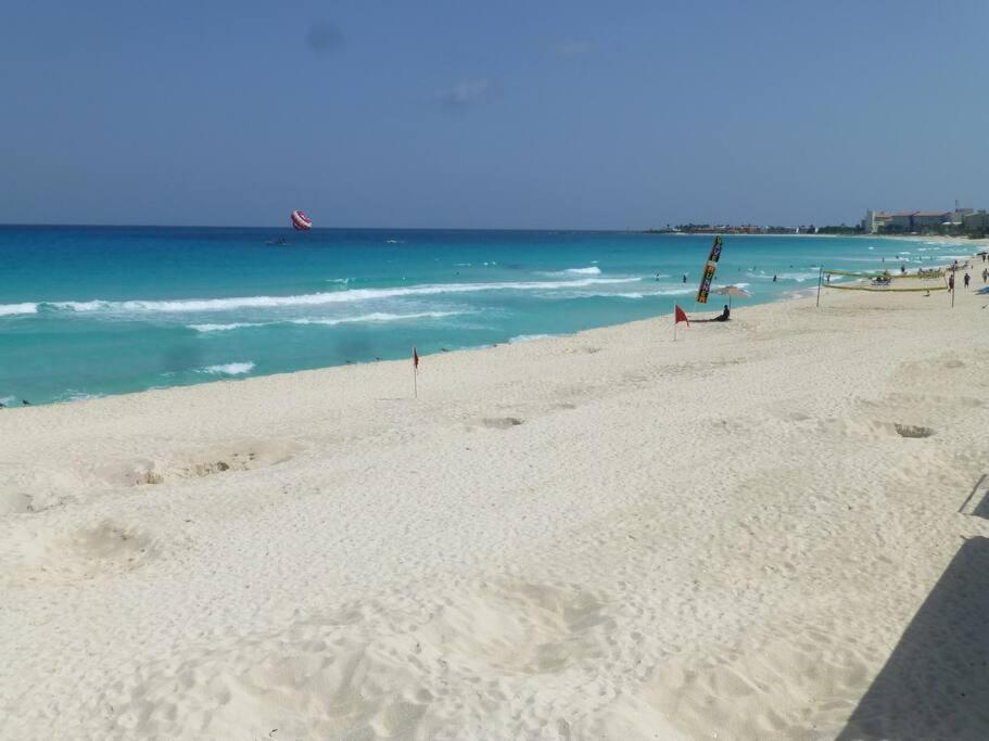 Apartment Great Price, Beautiful And Pool, 1 Bedroom Cancun