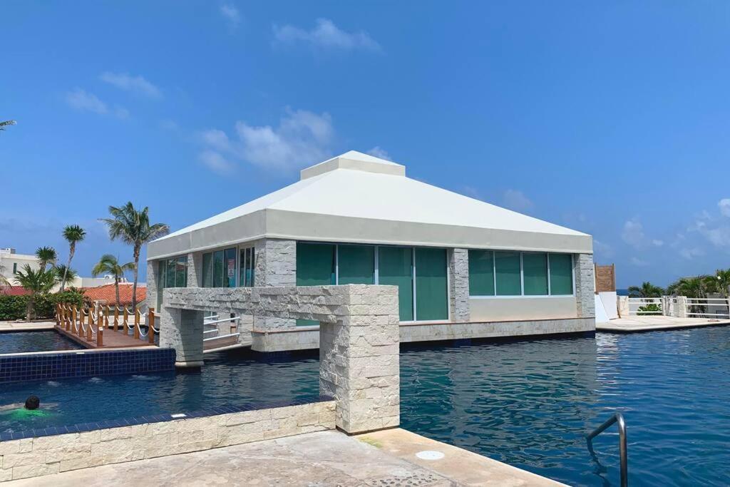 Apartment Seaside Escape In