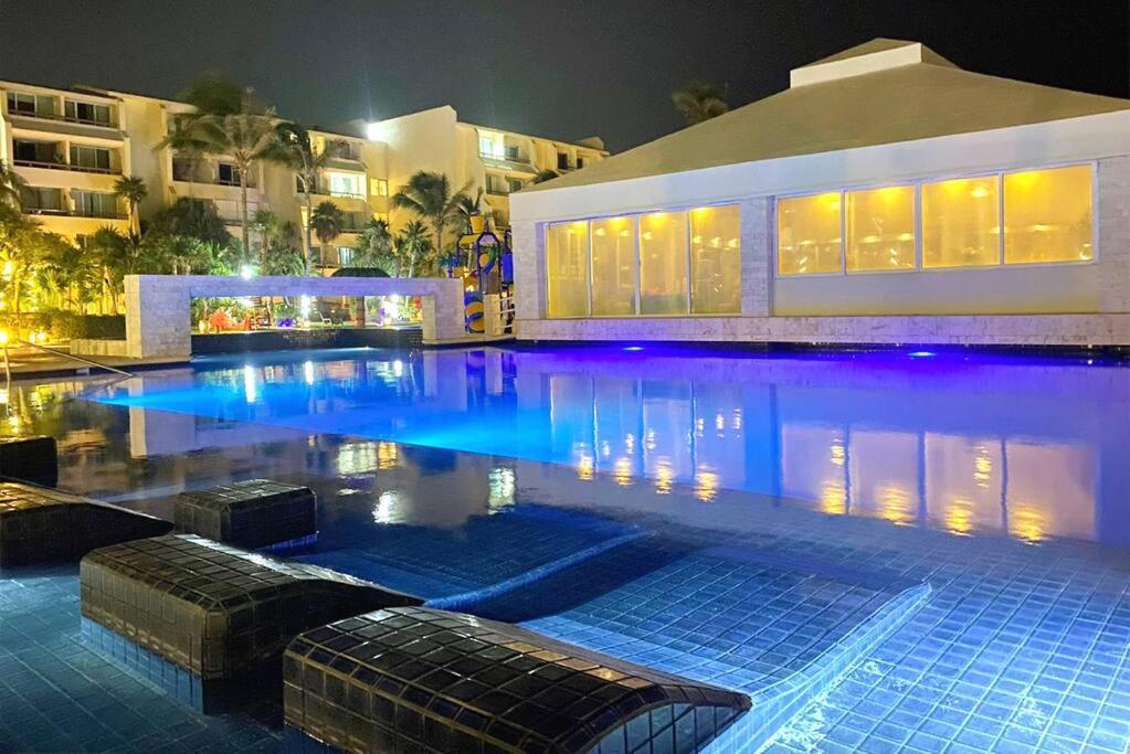 Seaside Escape In Cancun