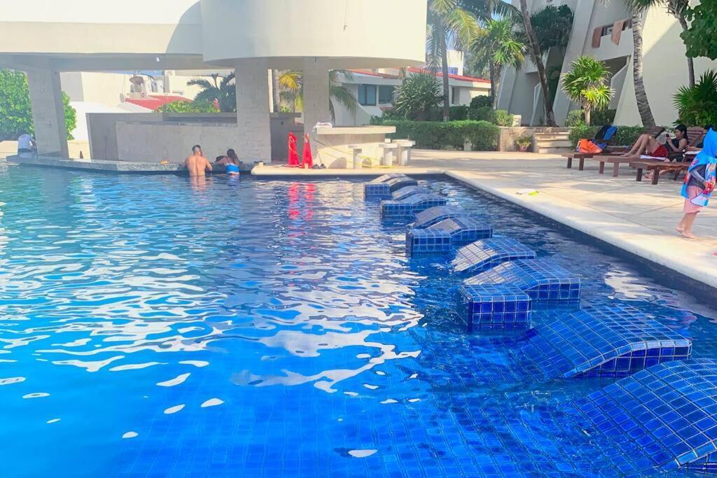 Seaside Escape In Cancun