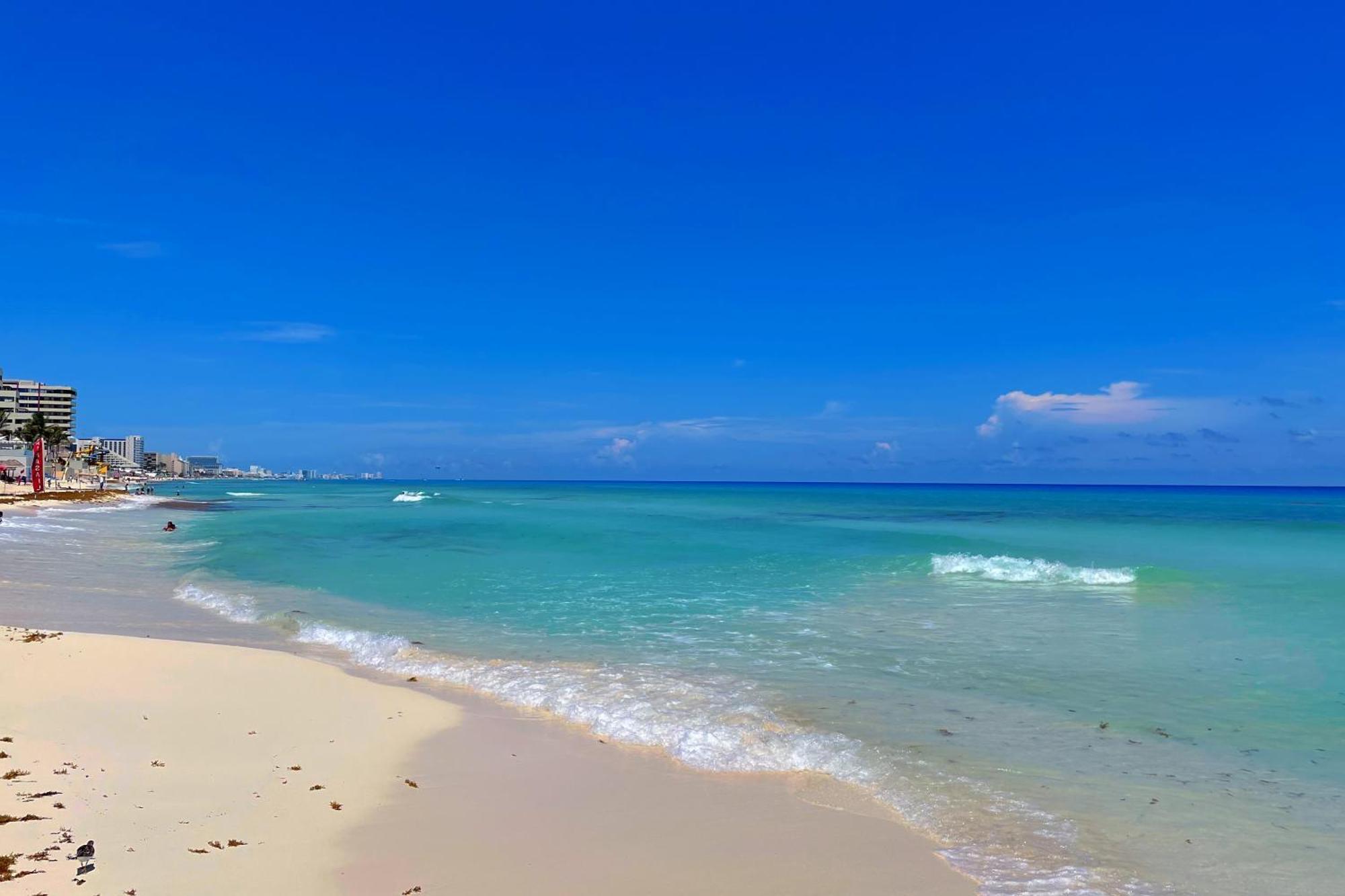 Apartment Seaside Escape In Cancun