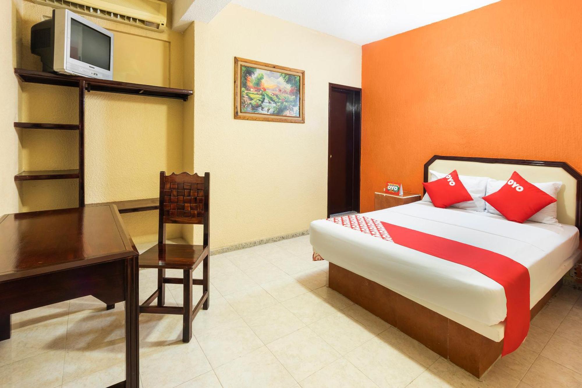 Hotel Oyo Merida 2*