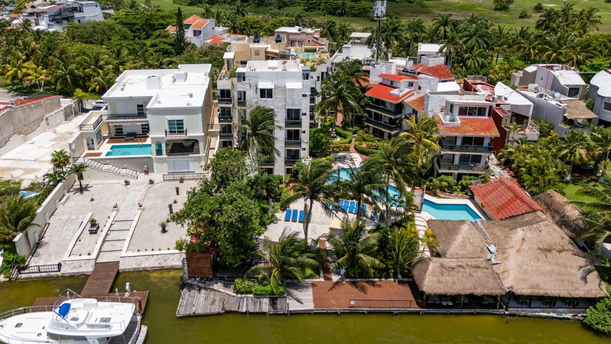 Amplio Con Vista A La Laguna Cancun