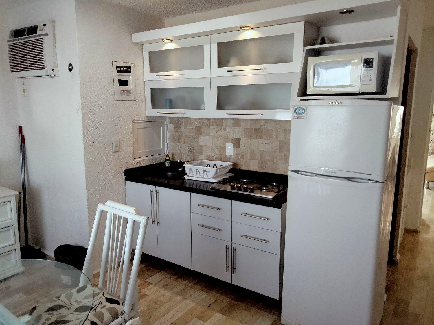 Brisas Sealight Apartment *