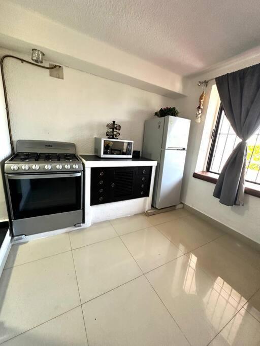 Apartment Spacious Two-story In Zone Location, Just 5 Minutes From Nightlife And Tourist Hotspots Cancun