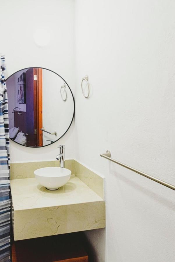 2 Bedrooms, Ocean View Balcony *