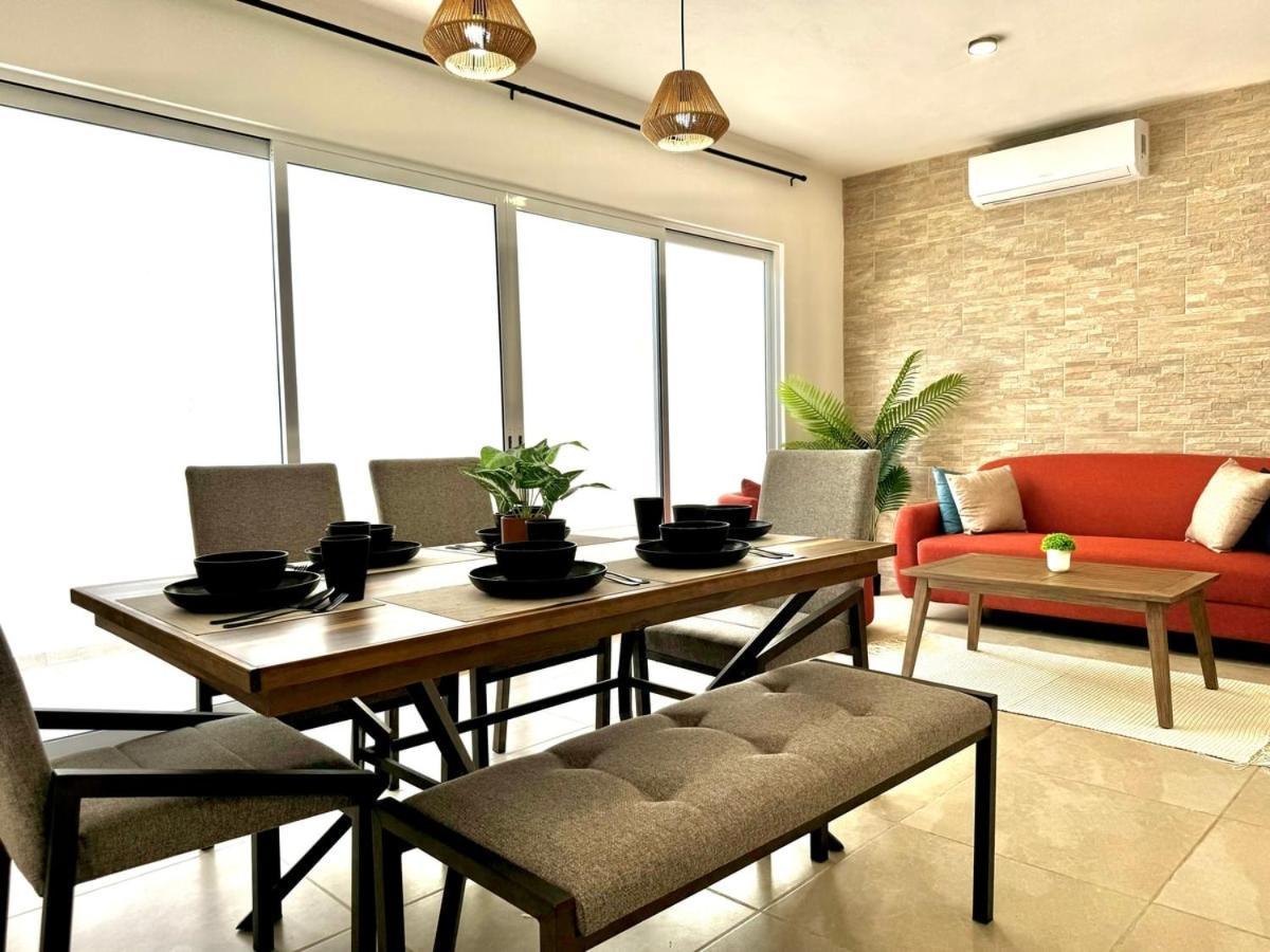 Holiday home 3br Centric House W/ Pool, Bbq And Great Amenities *