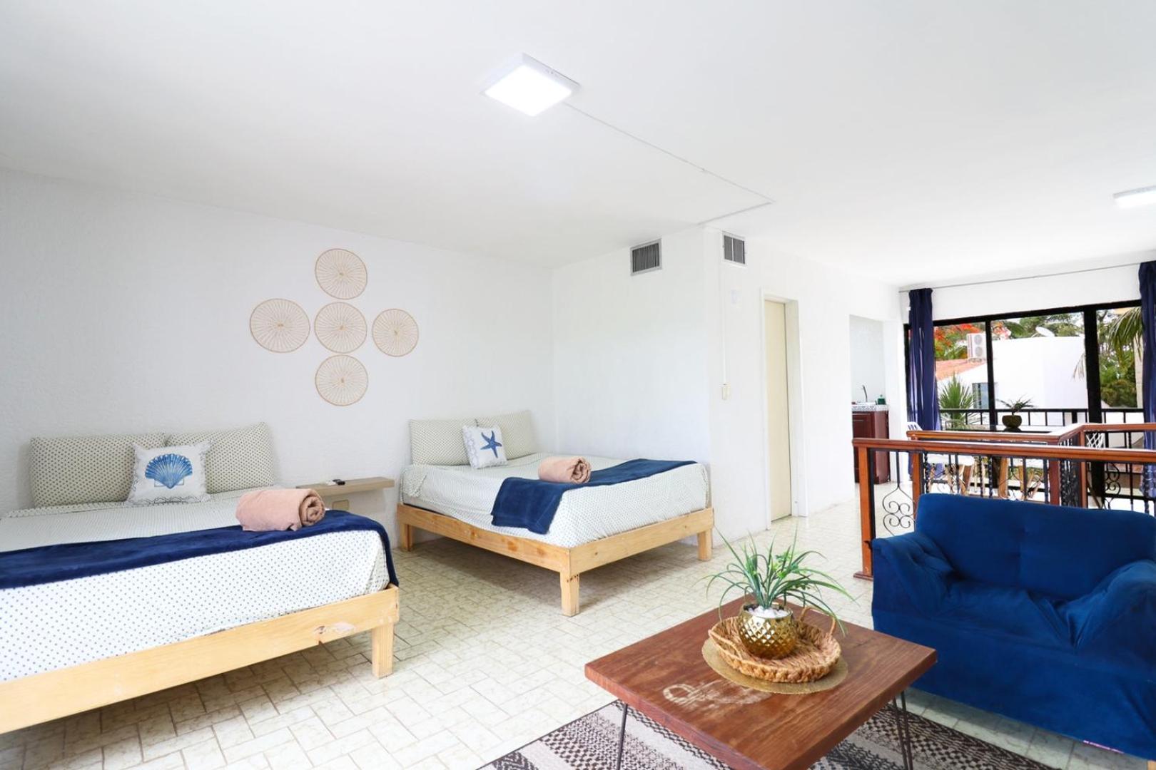 House With Pool And 5 Minutes From The Beach, 2hab Apartment