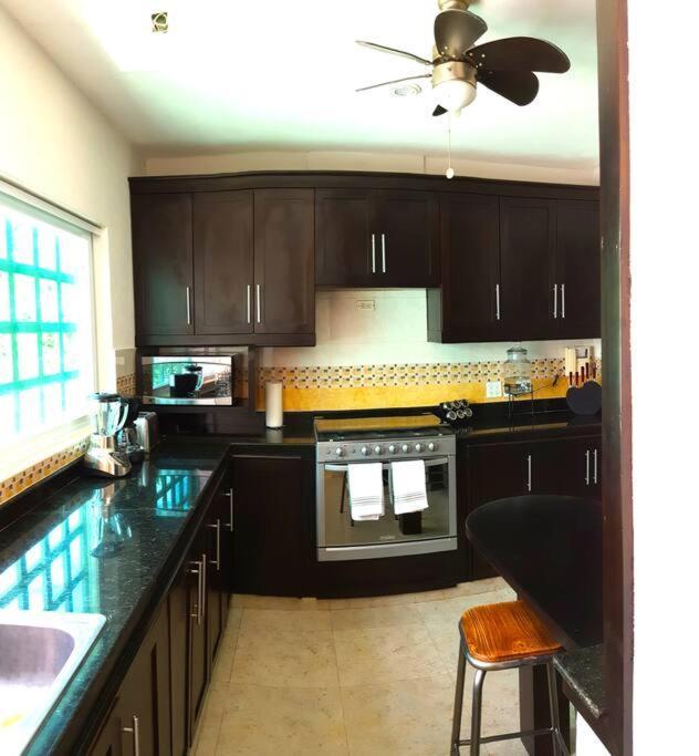 House Completely Furnished Total Privacy 8pax Holiday home