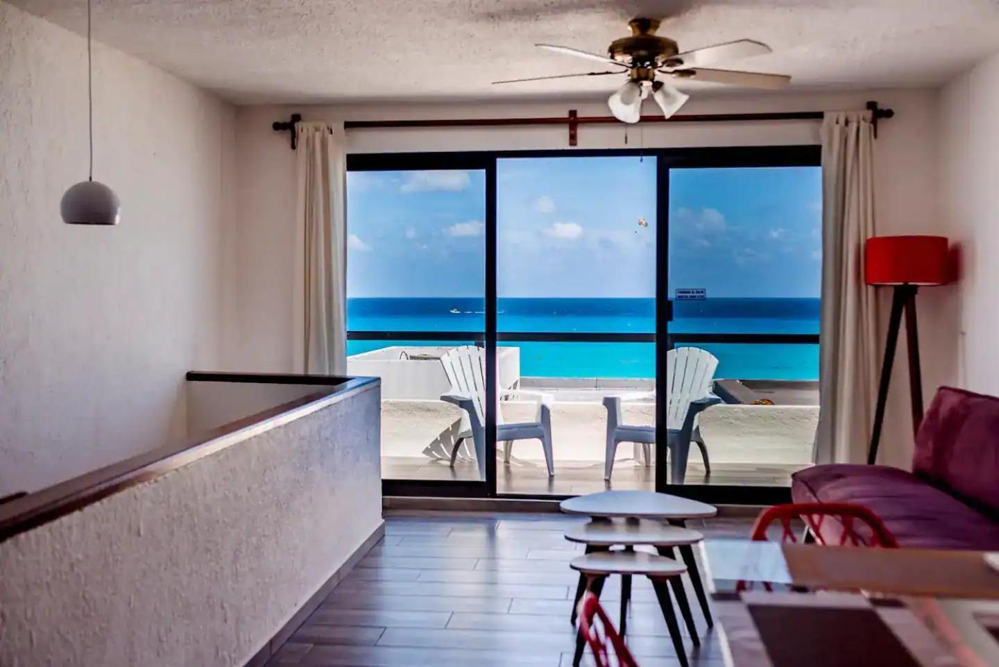 2 Bedrooms, Ocean View Balcony Apartment *