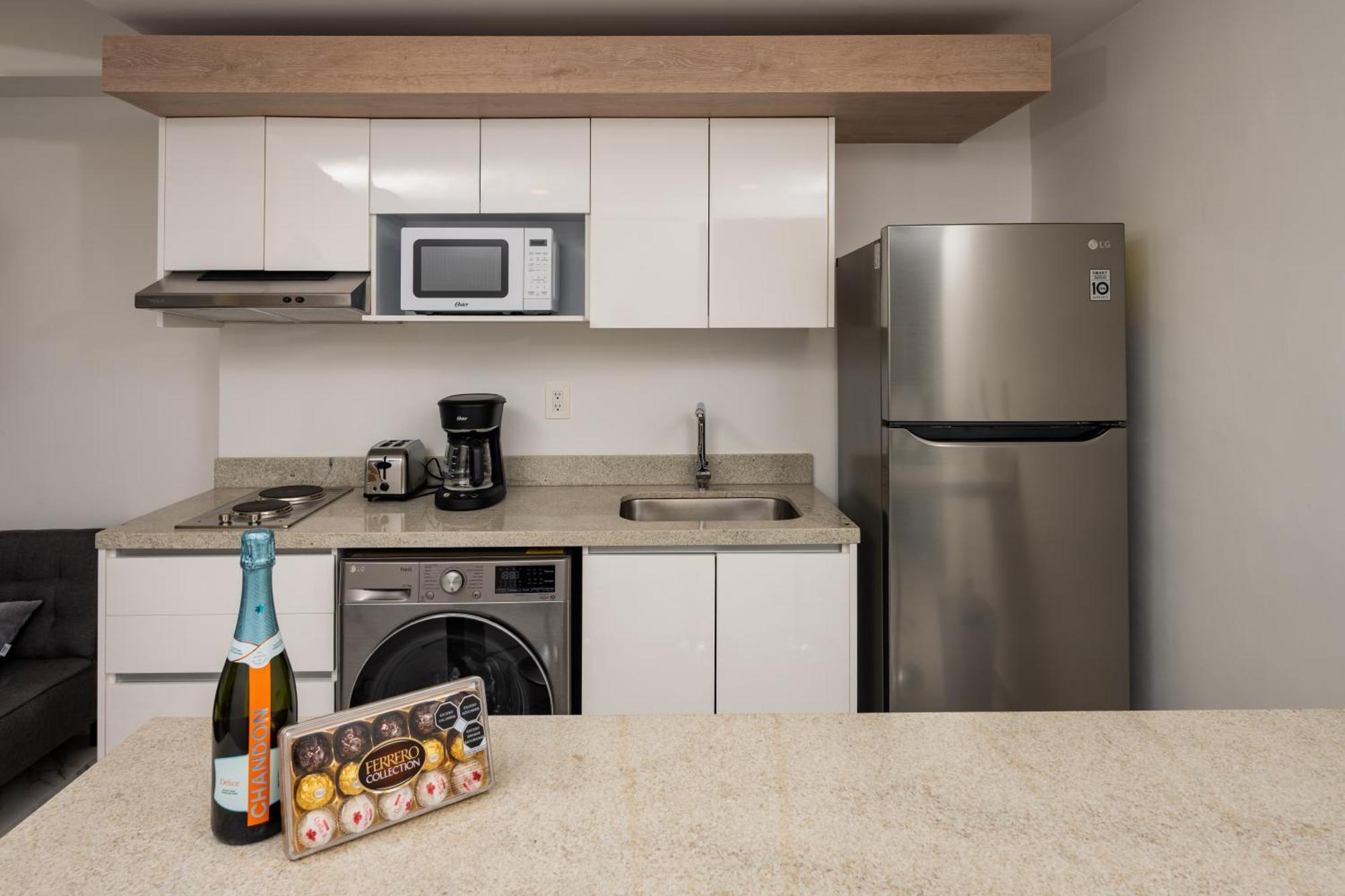 Lujo Y Calidez En Barcelona Apartamento *