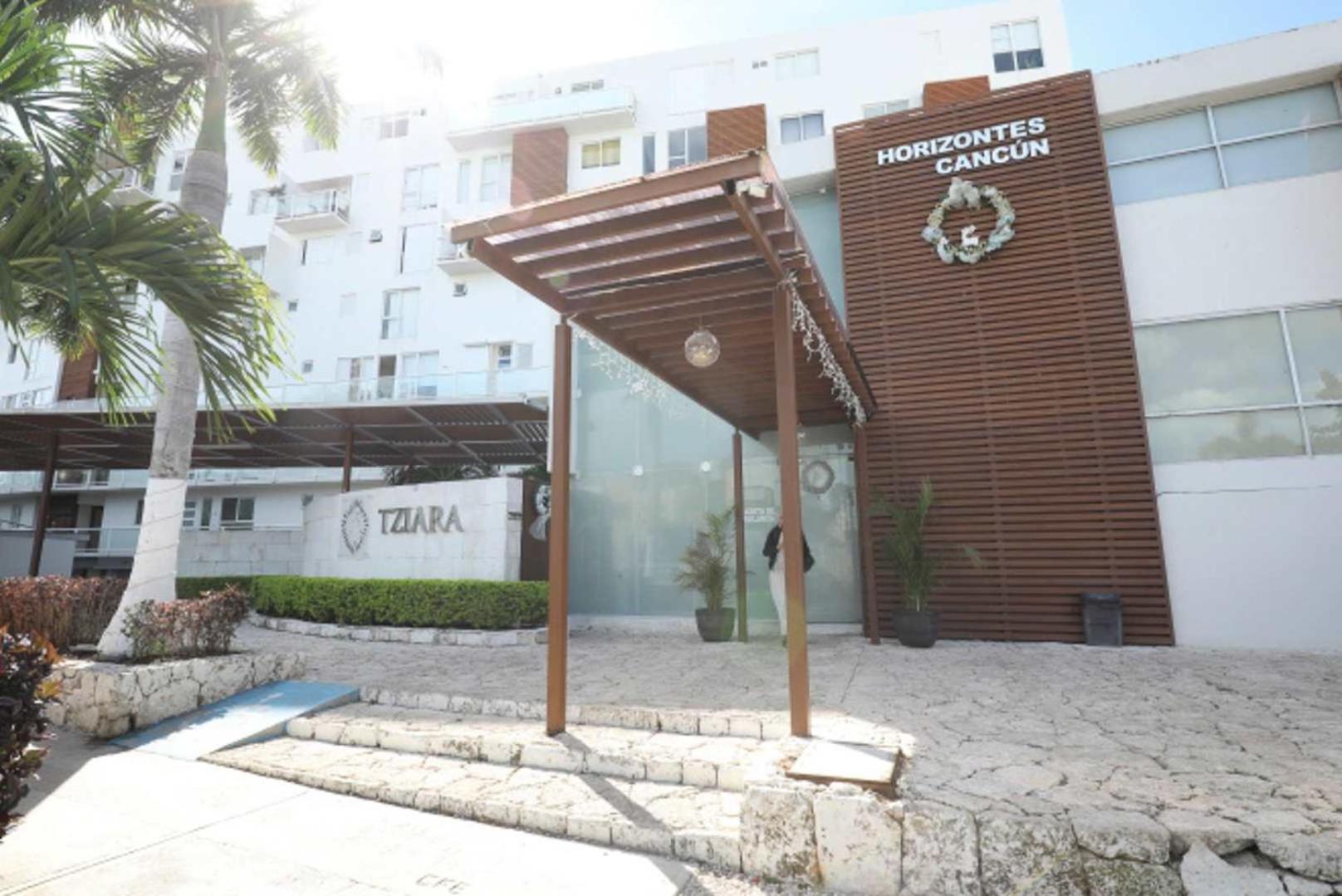 Spacious With Gym & Pool Apartment *