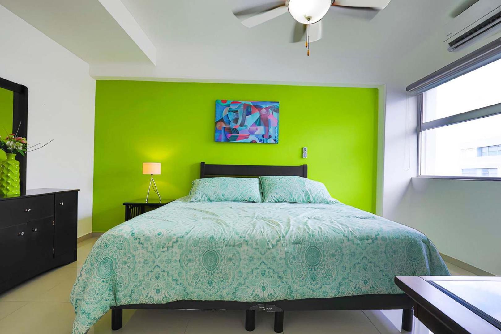Spacious With Gym & Pool * Cancun