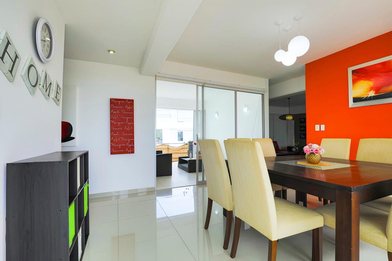 Spacious With Gym & Pool Apartment
