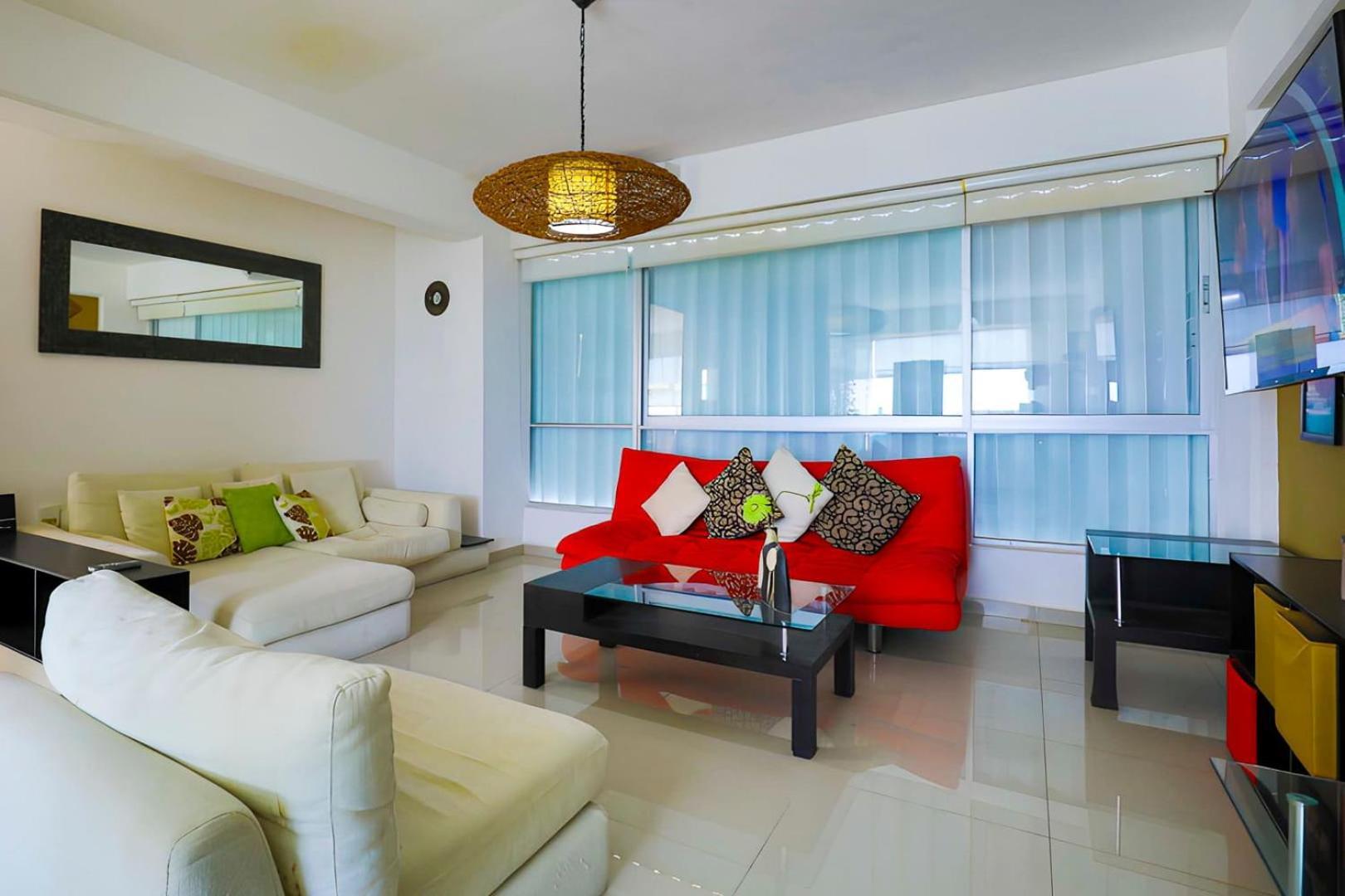 Spacious With Gym & Pool Apartment Cancun