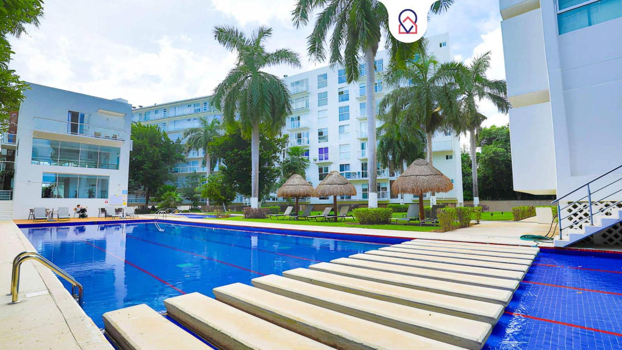 Spacious With Gym & Pool