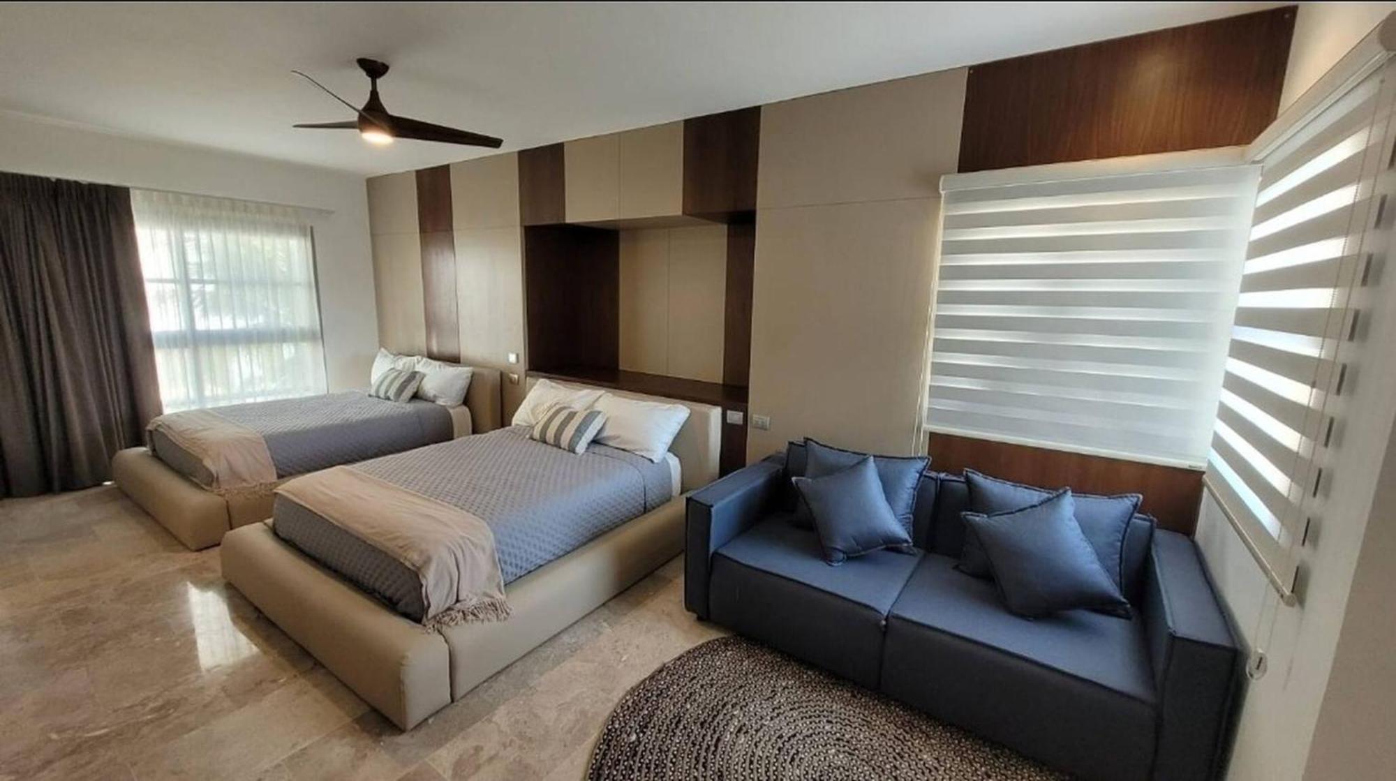 La Amada Luxury Front