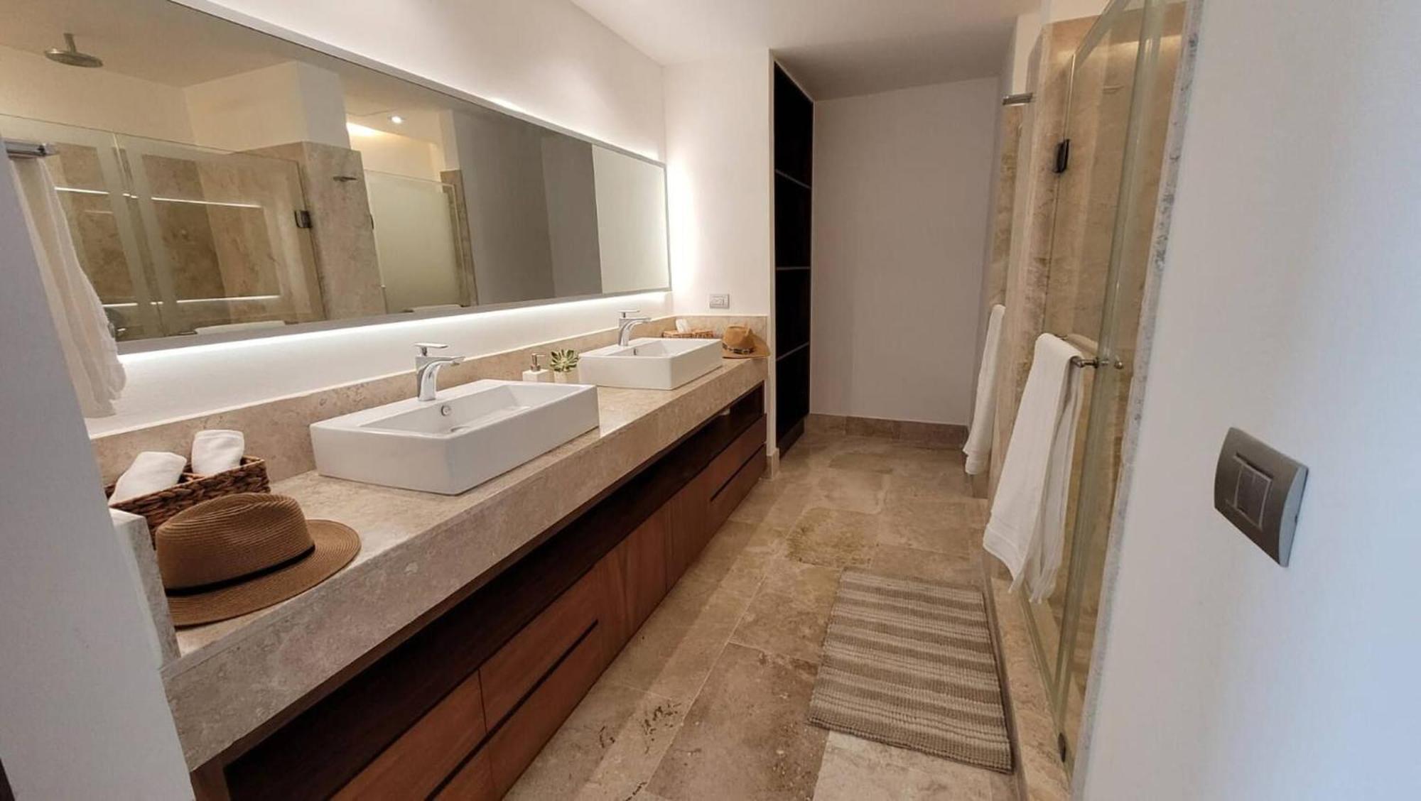 La Amada Luxury Front Apartment Cancun