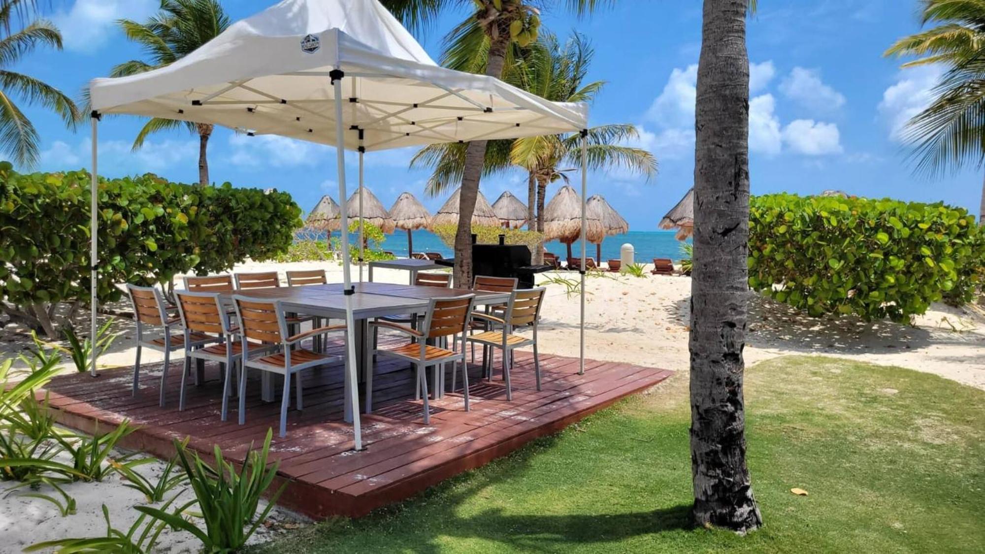 Apartment La Amada Luxury Front Cancun