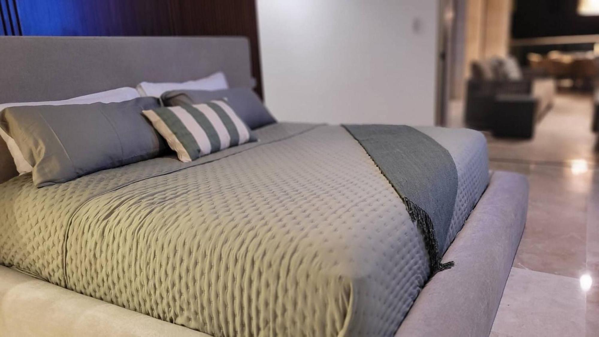 La Amada Luxury Front Apartment *