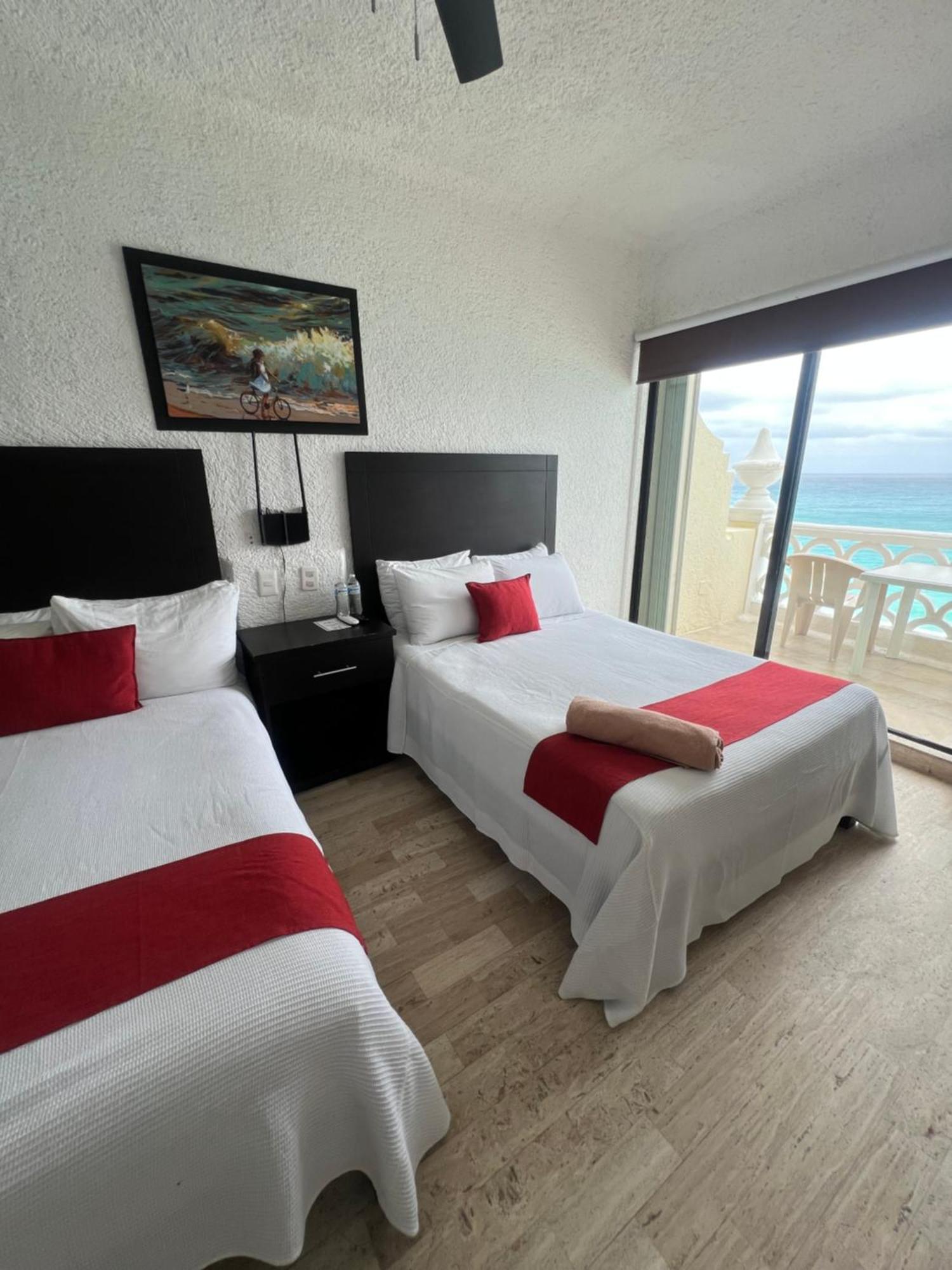 Aparthotel Plaza Estudios Frente Al Mar *