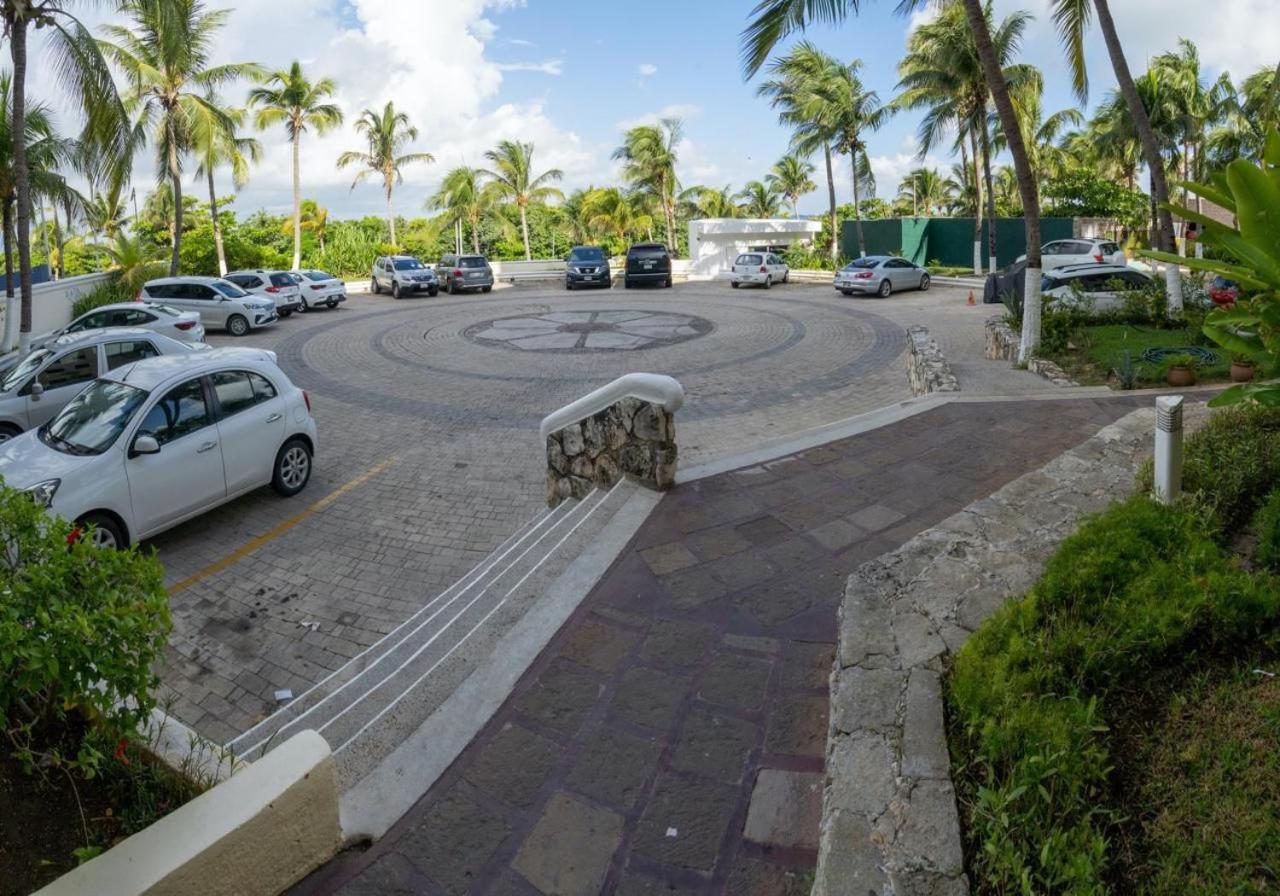 Plaza Estudios Frente Al Mar * Cancún
