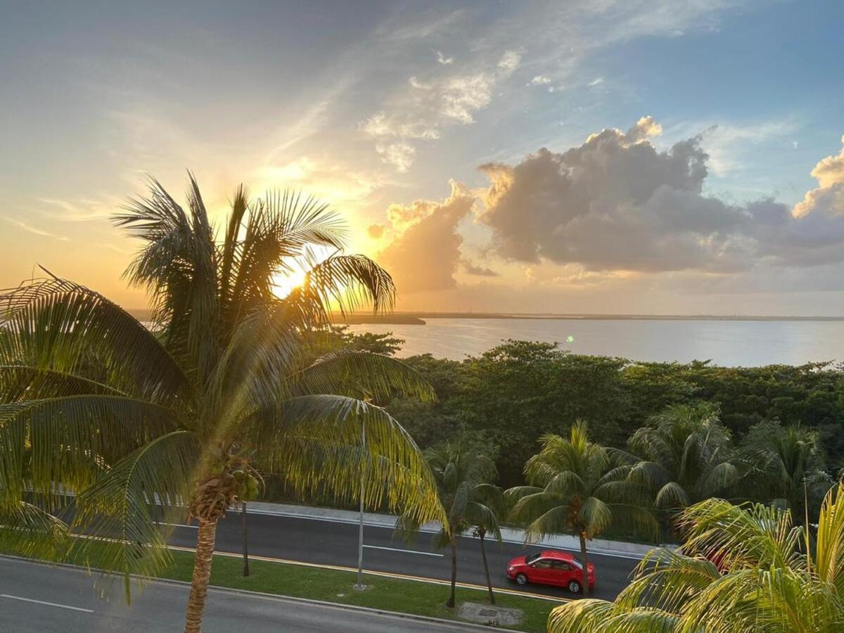 Front And Lagoon View In Cancun