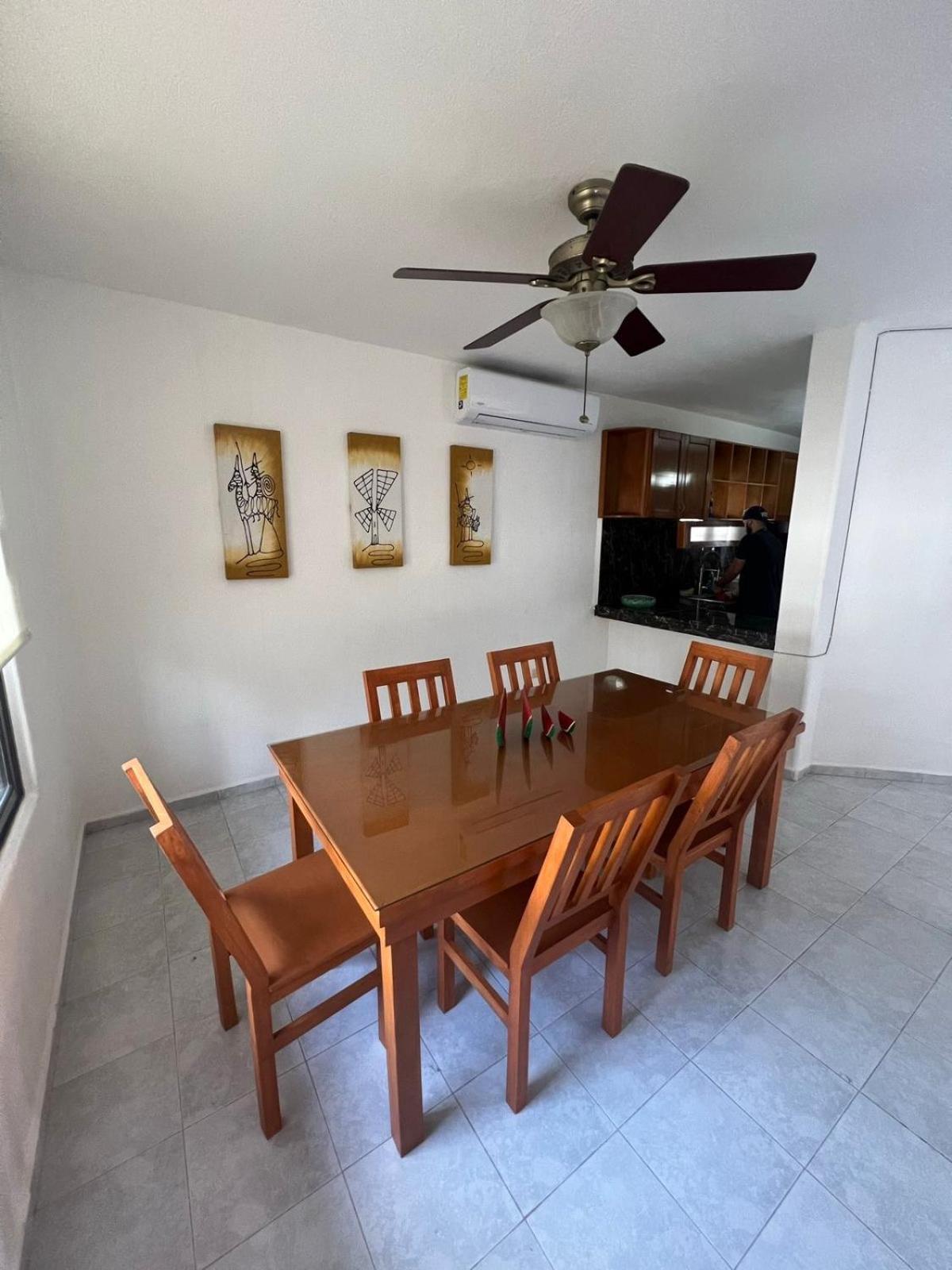 Casa Alado De La Playa Holiday home