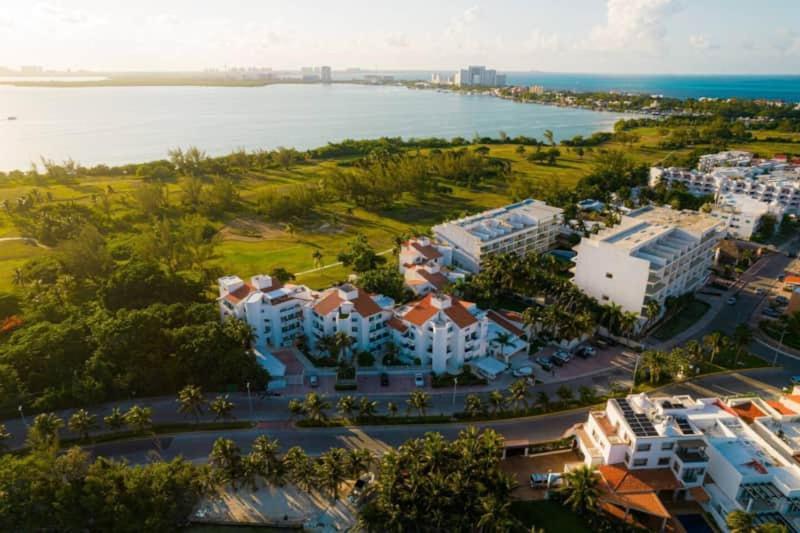 Aparthotel Gaviotas And