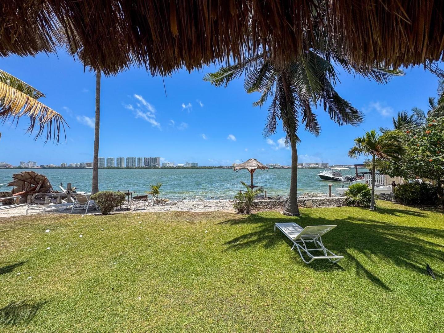 Apartment Enjoy A Garden With And Beautiful View In Hz Cancun