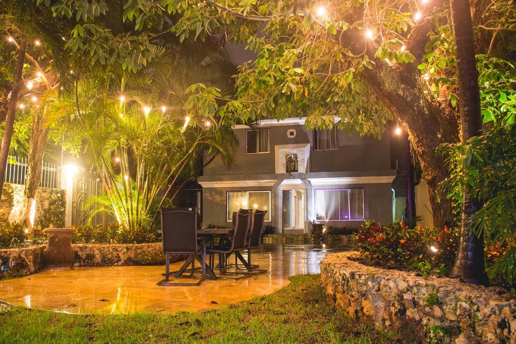 Guest house Purple Lion