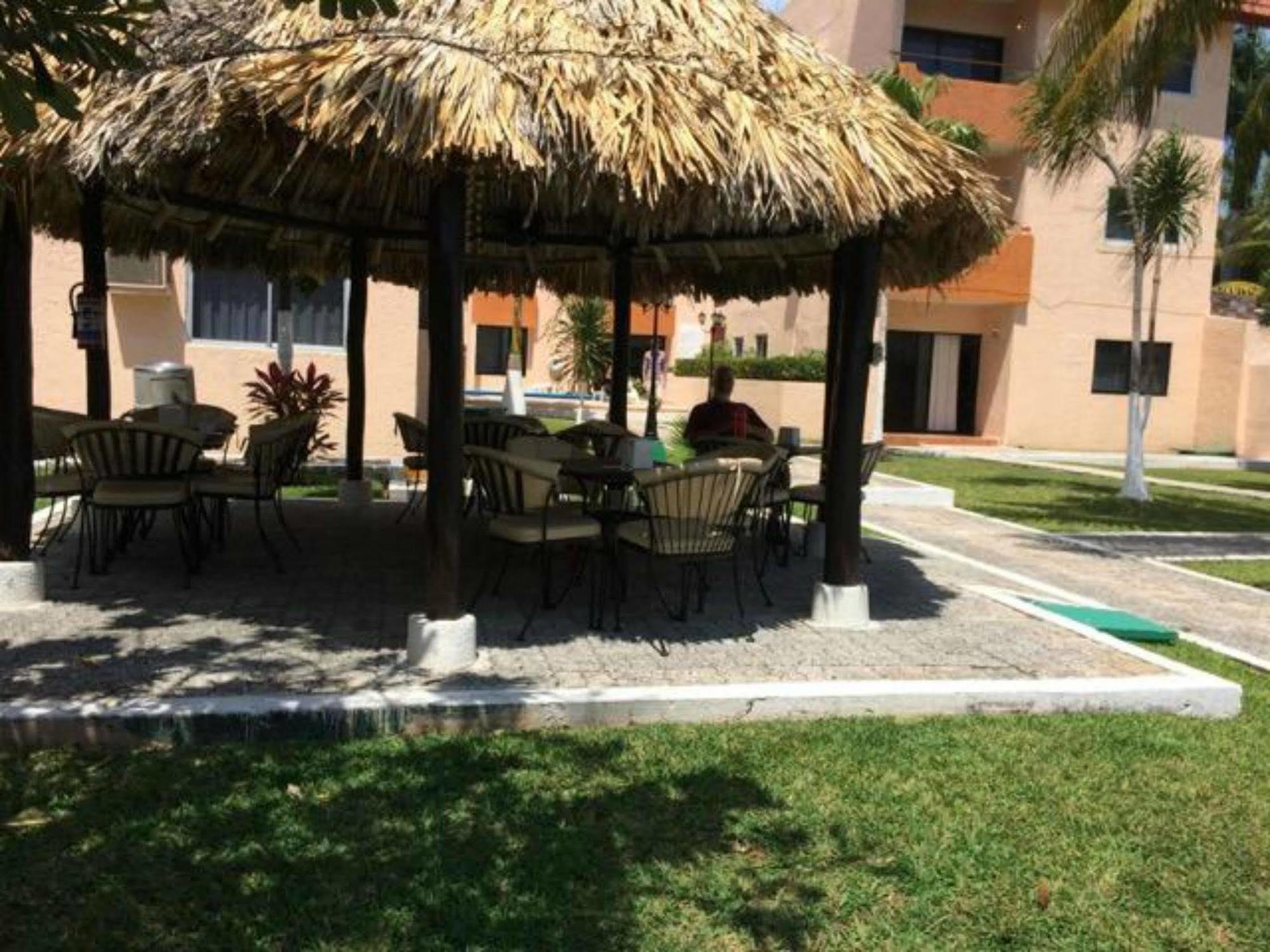 Hotel Grand Royal Lagoon *