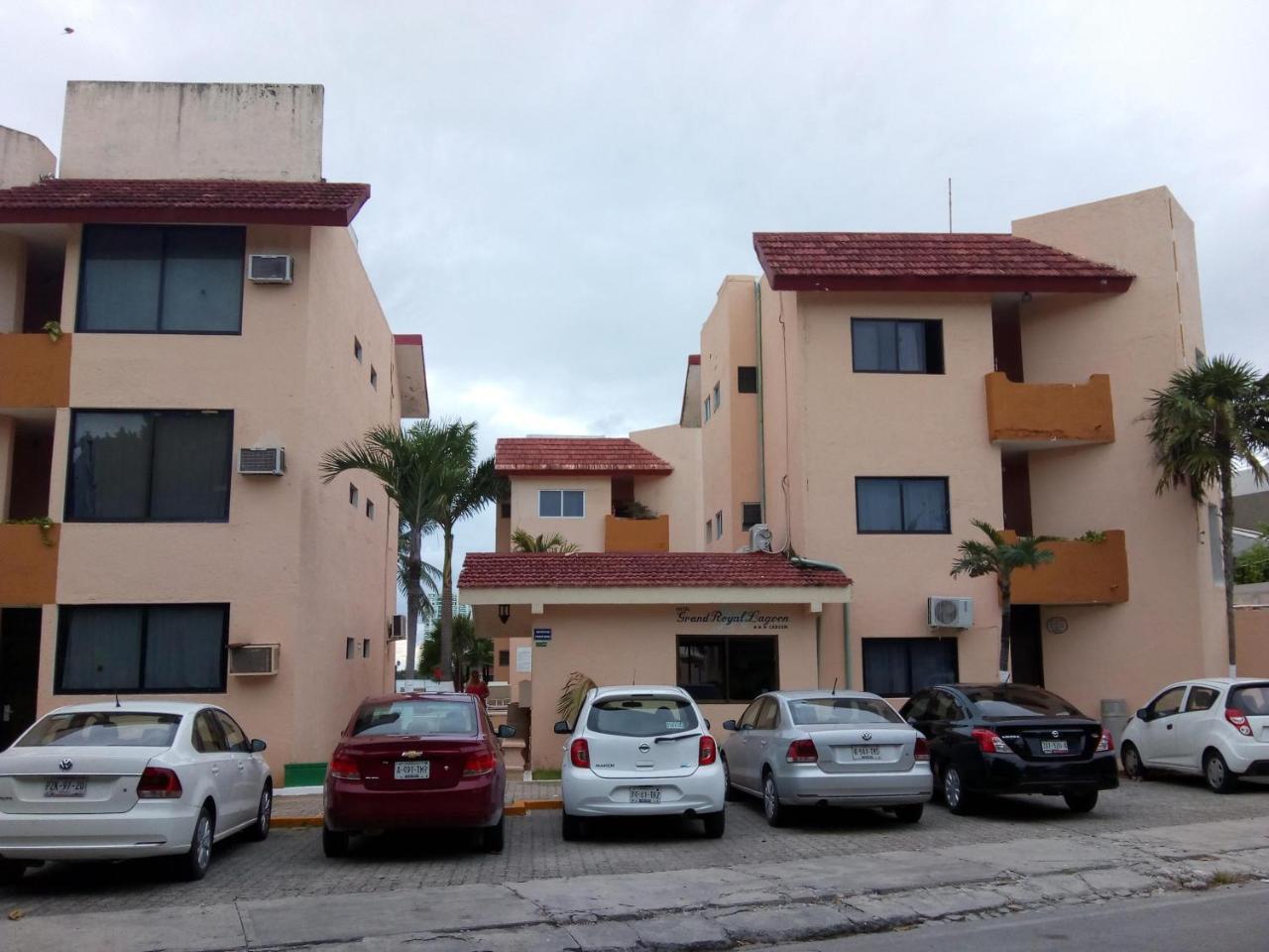 Grand Royal Lagoon Hotel