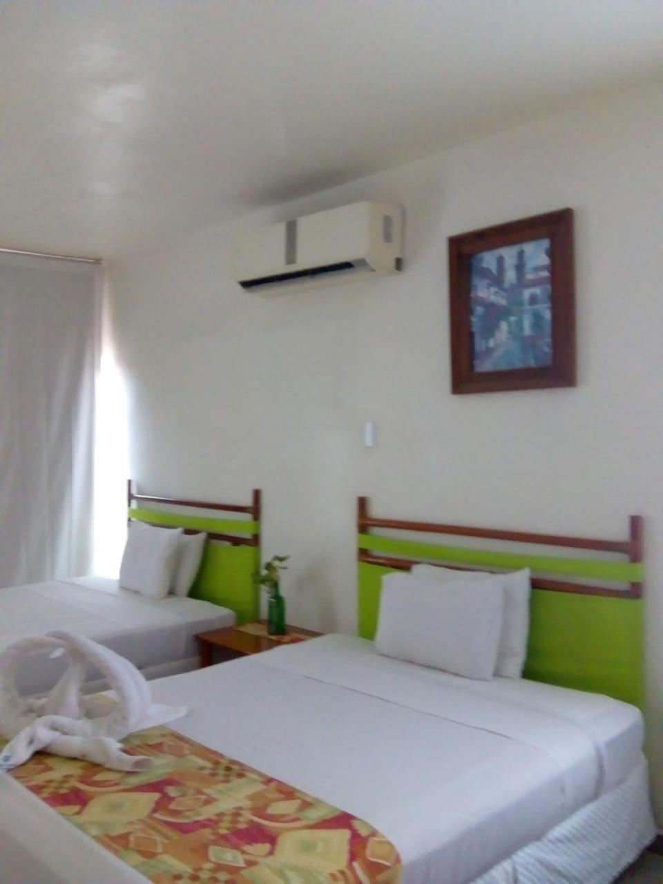 Grand Royal Lagoon *