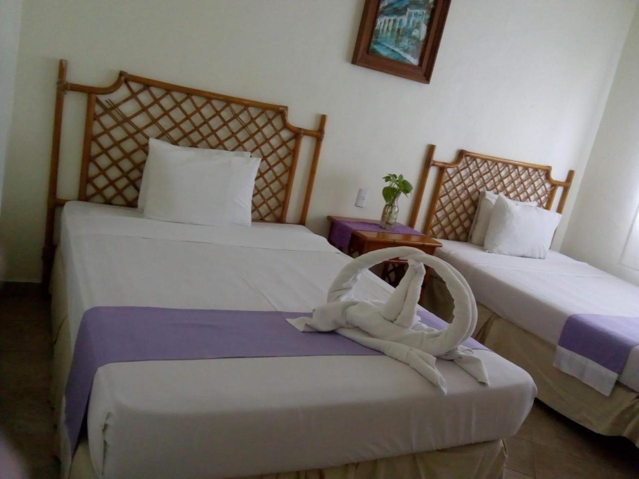 Hotel Grand Royal Lagoon *