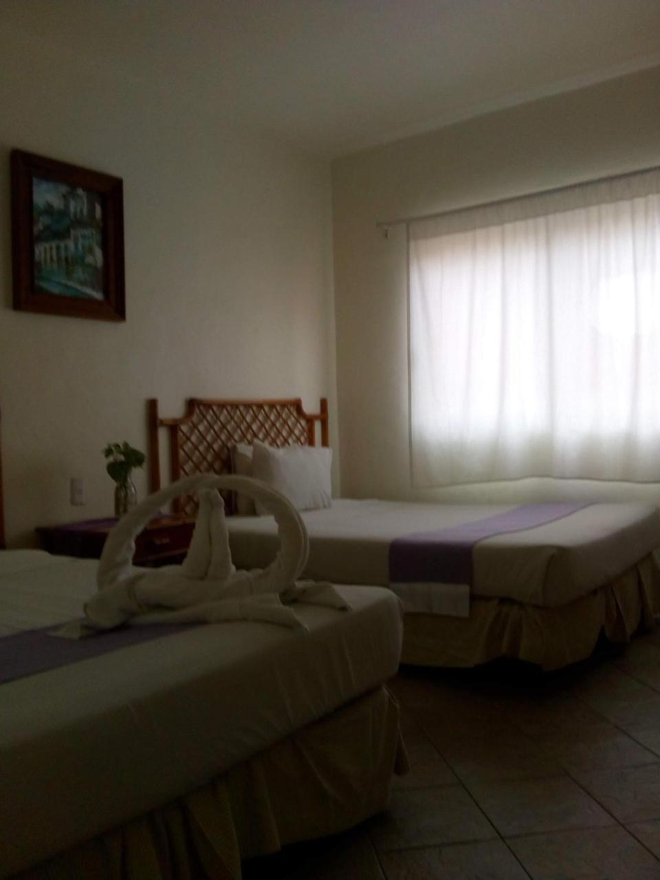 Grand Royal Lagoon Hotel