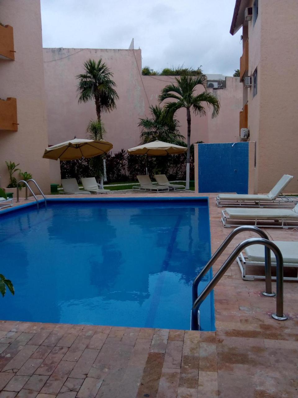 Grand Royal Lagoon Hotel Cancun