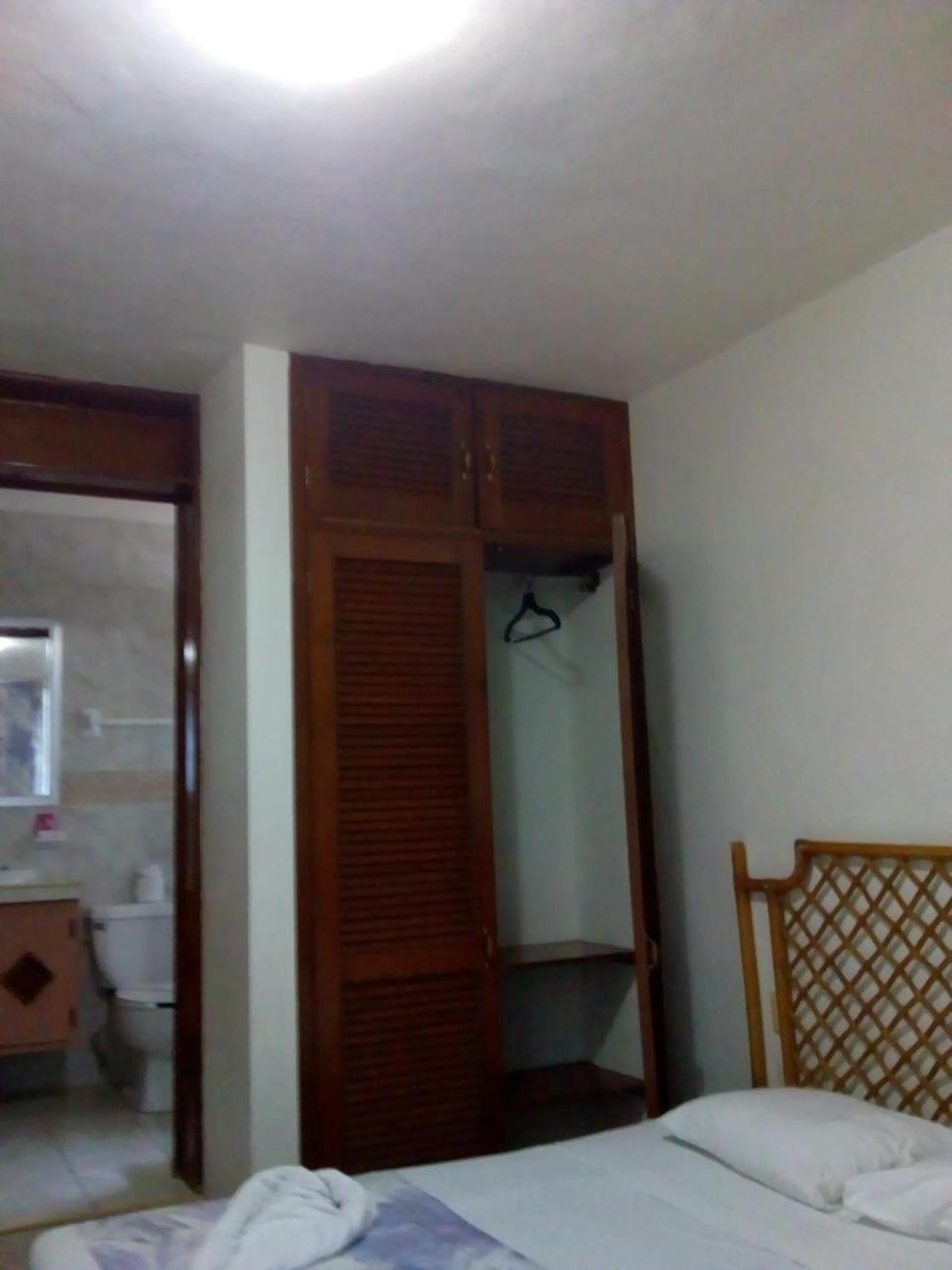 Grand Royal Lagoon Hotel *
