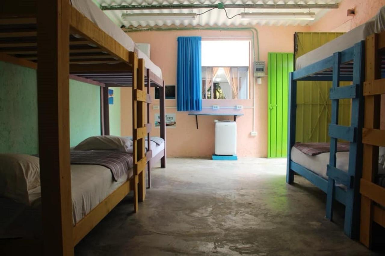 Balagan Bed & Breakfast 2*